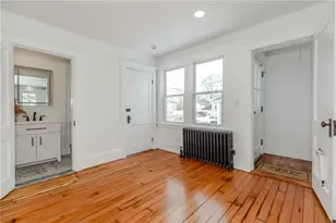 8 Lenox Ave, West Warwick, RI 02893 - Photo 19