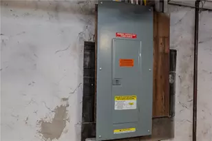 8 Lenox Ave, West Warwick, RI 02893 - Photo 35