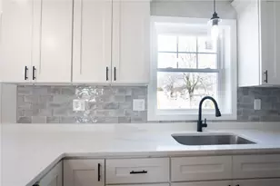 74 Westcott Ave, Providence, RI 02909 - Photo 7