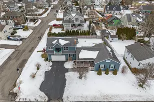 97 Eustis Ave, Newport, RI 02840 - Photo 9