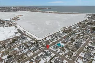 97 Eustis Ave, Newport, RI 02840 - Photo 13