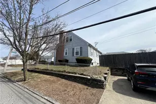 36 Walton St, Providence, RI 02908 - Photo 5
