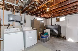 36 Walton St, Providence, RI 02908 - Photo 43