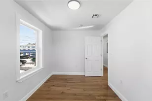 307 Hawkins St, Providence, RI 02904 - Photo 19