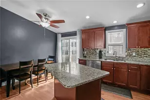 20 Darrow Dr, Warwick, RI 02886 - Photo 9