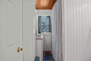 168 Knotty Oak Rd, Coventry, RI 02816 - Photo 17