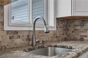 22 Rawlinson Dr, Coventry, RI 02816 - Photo 3