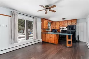 42 Woodland Dr, West Warwick, RI 02893 - Photo 7