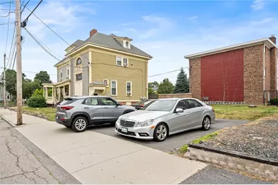 133 Cottage Street, Pawtucket, RI 02860 - Photo 41