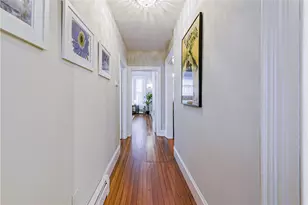 7 Mt Vernon St, Newport, RI 02840 - Photo 5
