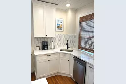 41 Merton Road #2, Newport, RI 02840 - Photo 9