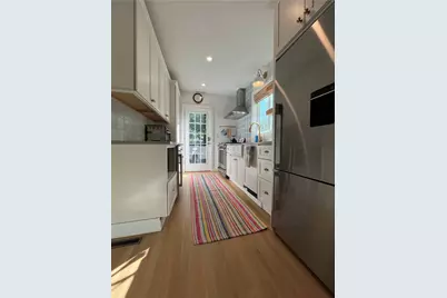 21 Connection Street, Newport, RI 02840 - Photo 7