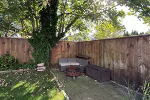 21 Connection St, Newport, RI 02840 - Photo 25