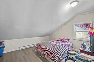 35 Laurel St, Pawtucket, RI 02860 - Photo 21