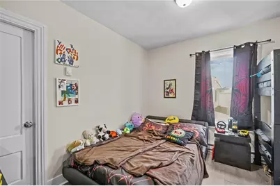 35 Laurel Street, Pawtucket, RI 02860 - Photo 15