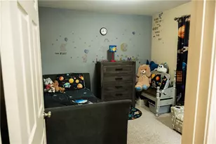 84 Barton St, Pawtucket, RI 02860 - Photo 7