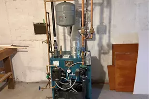 101 Farmland Rd, Warwick, RI 02889 - Photo 33