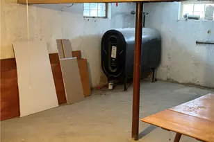 101 Farmland Rd, Warwick, RI 02889 - Photo 33