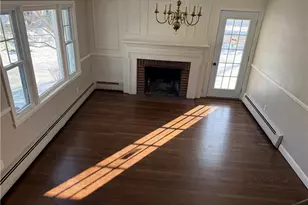 101 Farmland Rd, Warwick, RI 02889 - Photo 17