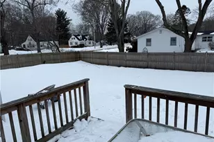 101 Farmland Rd, Warwick, RI 02889 - Photo 35