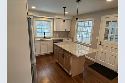 101 Farmland Road, Warwick, RI 02889 - Photo 5