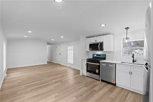 38 Torch Ln, Coventry, RI 02816 - Photo 3