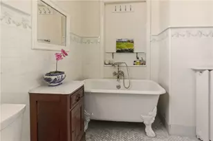 1 Ichabod Ln, Middletown, RI 02842 - Photo 23