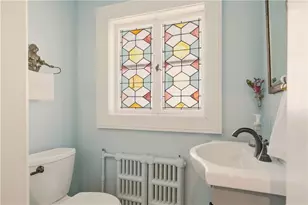 1 Ichabod Ln, Middletown, RI 02842 - Photo 15