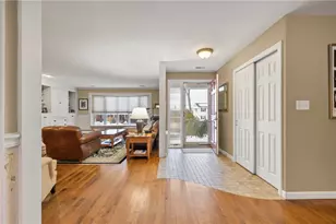 214 Meshanticut Valley Pkwy, Cranston, RI 02920 - Photo 3