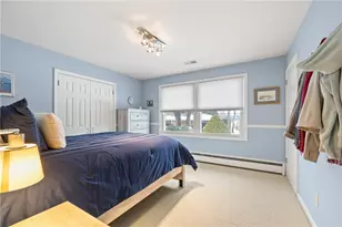 214 Meshanticut Valley Pkwy, Cranston, RI 02920 - Photo 21