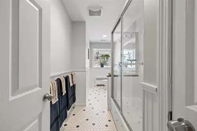 214 Meshanticut Valley Parkway, Cranston, RI 02920 - Photo 25