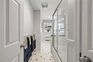 214 Meshanticut Valley Pkwy, Cranston, RI 02920 - Photo 25