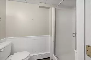 214 Meshanticut Valley Pkwy, Cranston, RI 02920 - Photo 33