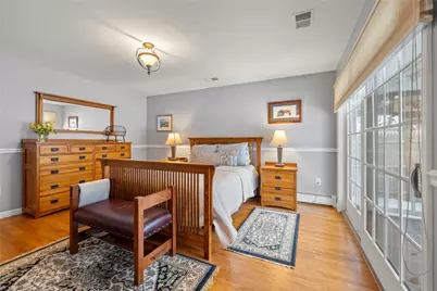 214 Meshanticut Valley Parkway, Cranston, RI 02920 - Photo 17