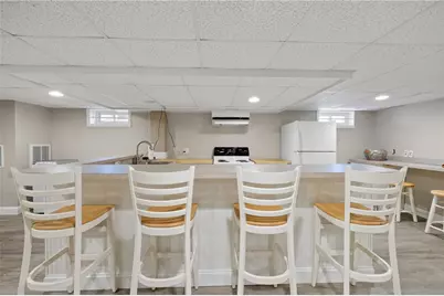 214 Meshanticut Valley Parkway, Cranston, RI 02920 - Photo 35