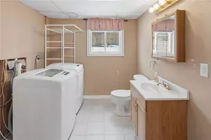 152 Brookside Ave, West Warwick, RI 02893 - Photo 39