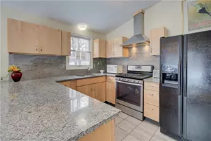 11 Elm Dr, North Kingstown, RI 02852 - Photo 13