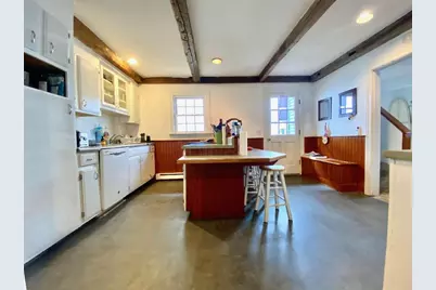 32 McAllister Street, Newport, RI 02840 - Photo 7