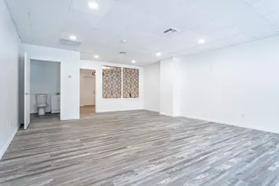 570 Putnam Pike, Smithfield, RI 02828 - Photo 3