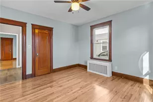 647 Pleasant Valley Pkwy, Providence, RI 02908 - Photo 13