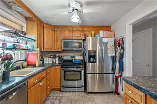 29 Buchanan St, Johnston, RI 02919 - Photo 11