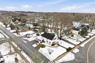 131 Columbia St, South Kingstown, RI 02879 - Photo 7