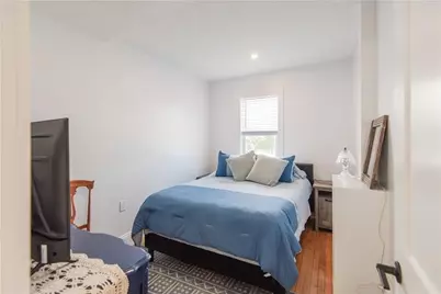 131 Broadway #2, Newport, RI 02840 - Photo 9