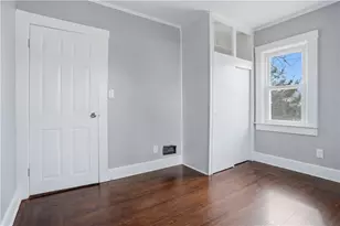 79 Bellevue Ave, Warwick, RI 02888 - Photo 21