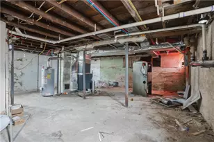 79 Bellevue Ave, Warwick, RI 02888 - Photo 25