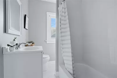 79 Bellevue Avenue, Warwick, RI 02888 - Photo 13