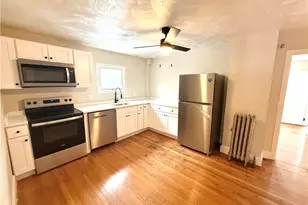 89 Armistice Blvd, Pawtucket, RI 02860 - Photo 33