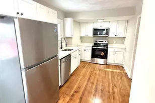 89 Armistice Blvd, Pawtucket, RI 02860 - Photo 5