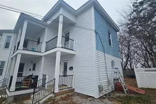 43 N Summit St, Woonsocket, RI 02895 - Photo 3