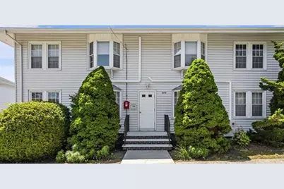 30 Brown Street #4, Narragansett, RI 02882 - Photo 1